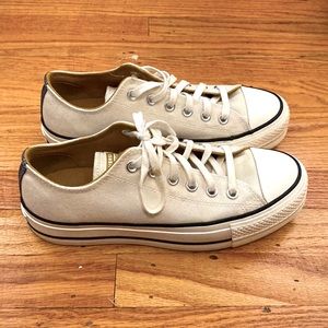 Converse Chuck Taylor All Star Lift Lo Sneaker Egret / Denim / Burnt Honey Sz 8